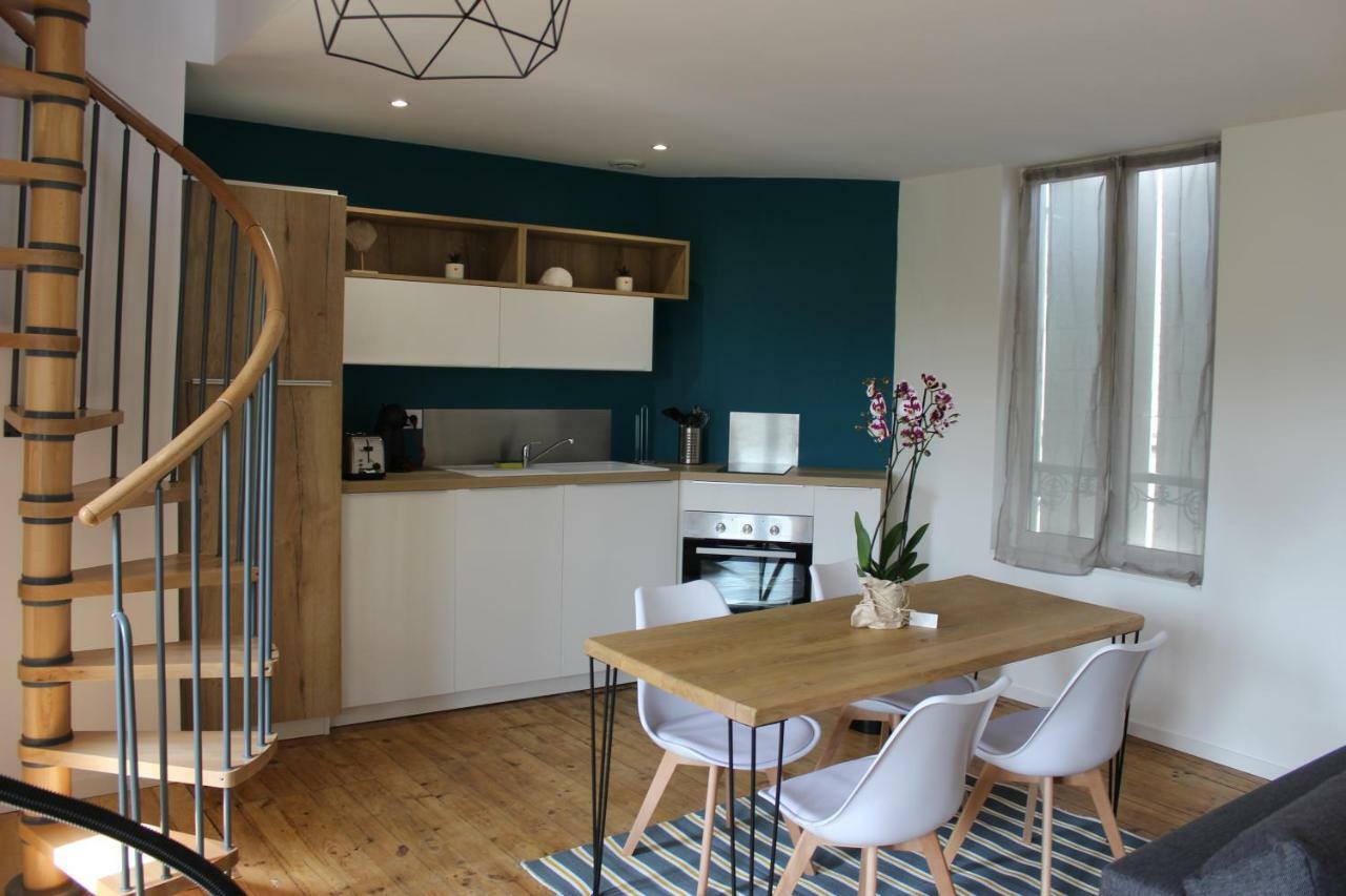 Bel Appartement Avec Vue Sur Vezere ユゼルシュ エクステリア 写真